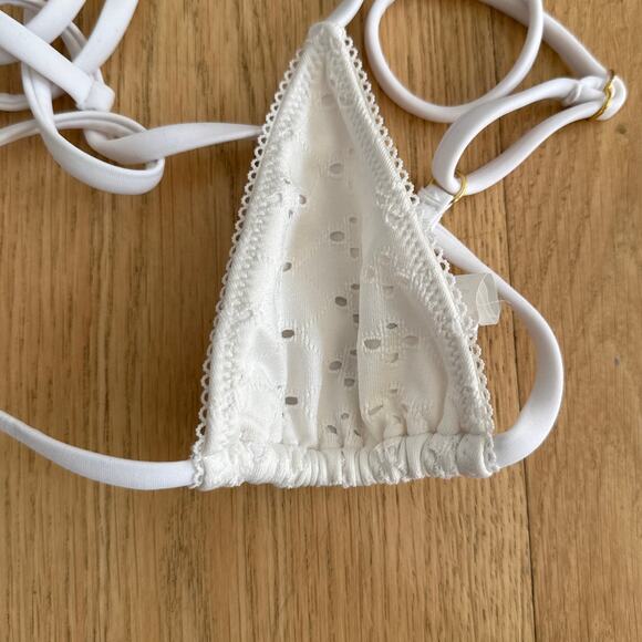 Stone Cold Fox Bikini Top & Bottoms Eyelet Evelyn Size XS Off White - Picture 2 of 7